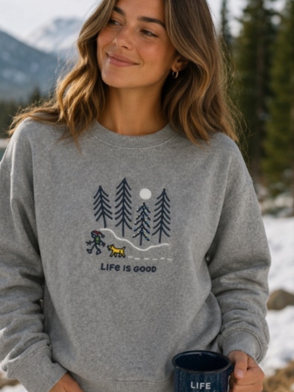 Life Is Good Gray Graphic Sweatshirt Jake & Dog Christmas Cozy Crewneck hike med